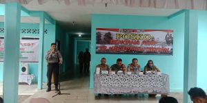 Polres Bintan Bersinergi Bersama Pemerintah Dalam Pembuatan Posko Siaga dan Membagikan Masker Kepada Masyarakat