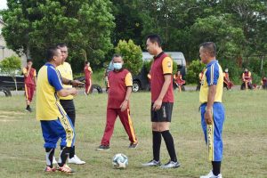 Cegah penyebaran Covid-19, kapolres Bintan Ajak Anggota Untuk Rutin Berolahraga