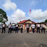 Tindak Lanjuti Arahan Kapolri, Kapolsek Bintan Timur Berikan Penghargaan Kepada 8 Personil Berprestasi