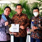 Kepri Terima Anugerah Sebagai Provinsi Yang ‘Informatif’ Dari KI Pusat