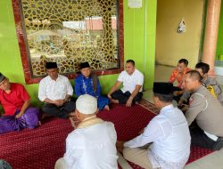 Kasat Intelkam Polres Labuhanbatu Gelar Jum’at Curhat Di Masjid Nurul Huda.