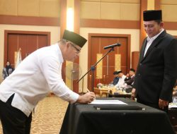 Gubernur Ansar Kukuhkan Pengurus ICMI Dan IKA UNRI Tanjungpinang-Bintan 