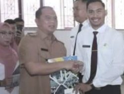 Bupati Serahkan 642 SK P3K Guru di Labuhanbatu