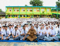 2024 Pemprov Kepri Siapkan Seragam Gratis Bagi Siswa SMA,SMK & SLB