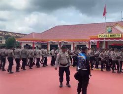 Polres Bintan Kirimkan Bantuan Pasukan Pengamanan Aksi Unjuk Rasa Di Kantor Gubernur Kepulauan Riau