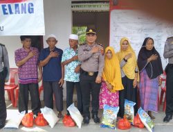 Gelar Bakti Sosial, Polres Labuhanbatu Bagikan Sembako di Kampung Bebas Narkoba