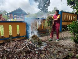 Polsek Gunung Kijang Goro di TPU Bukit Abadi Kawal Bintan