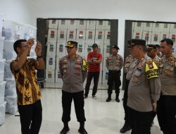 Kapolres Bintan Kunjungi KPU Kabupaten Bintan, Cek Hasil Rekapitulasi Yang Tersimpan di kantor KPU