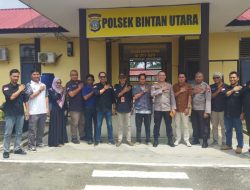 Harapkan Pilkada Damai di 3 Kecamatan, Kapolsek Bintan Utara Silaturahmi Dengan Seluruh Panwascam