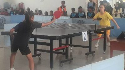 HUT Media Center Polres (MCP) Waka Polres Labuhanbatu Buka Turnamen Tenis Meja U-13 dan U-18