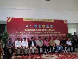 Personel Polres Lakukan Pengamanan Pemeriksaan Kesehatan Calon Bupati Bintan